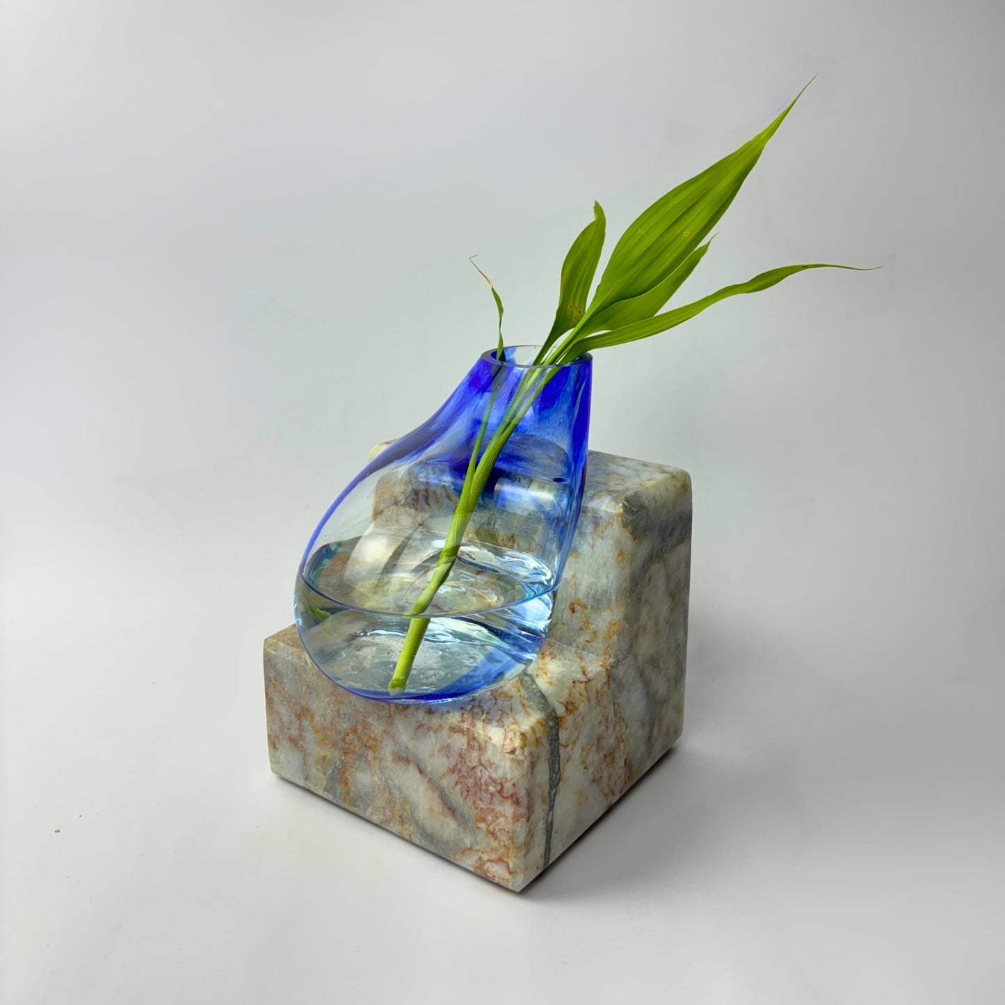 Patara Mavi Cam Vazo No: 4