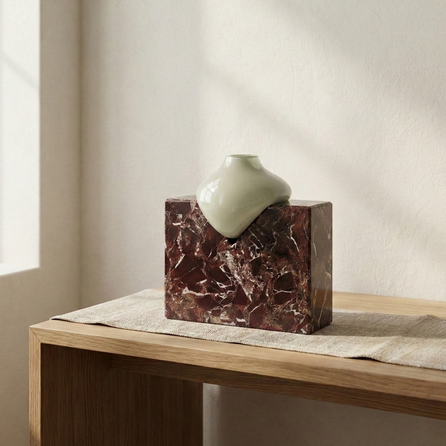 Blok Elazığ Vişne Beyaz Cam Vazo