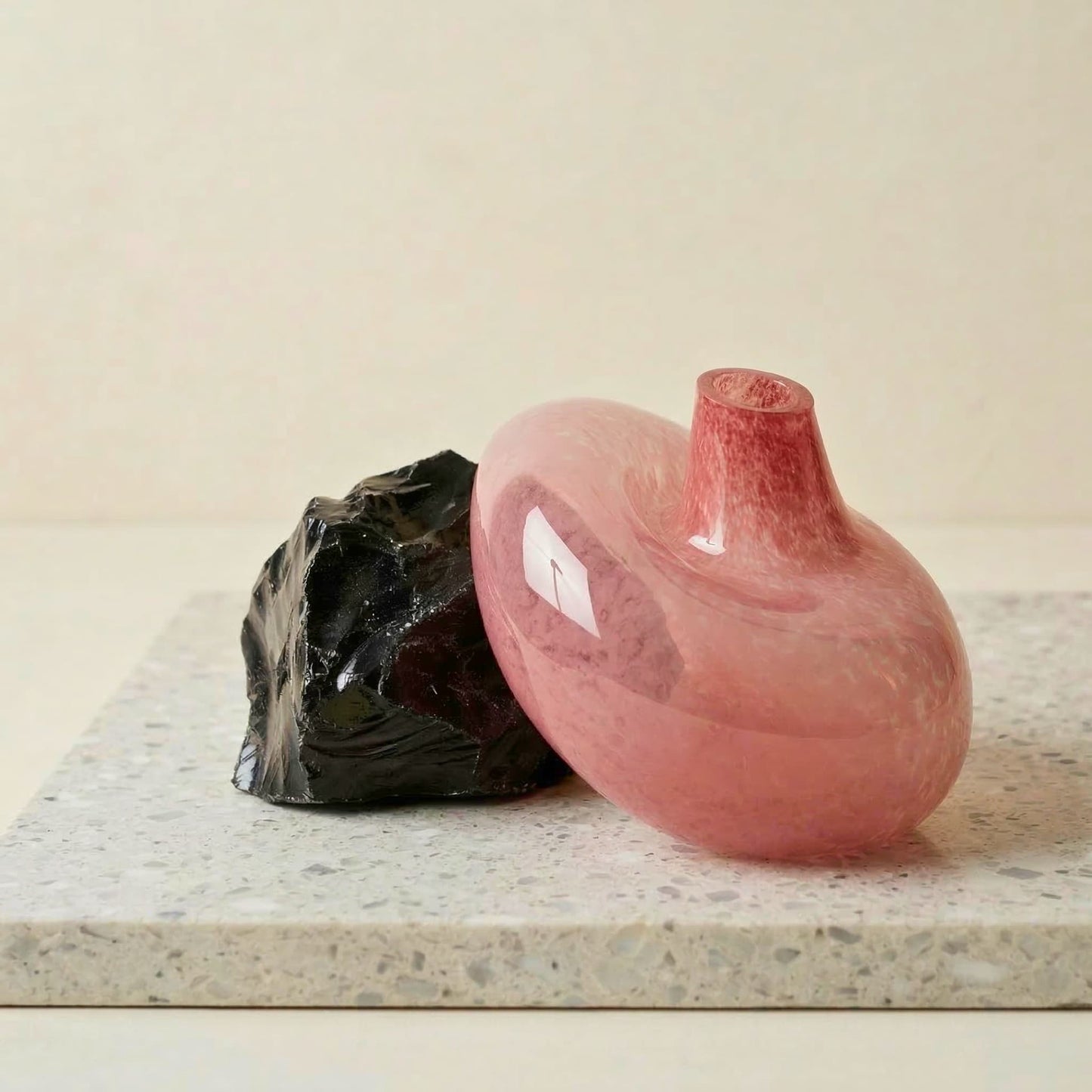 Obsidyen Rose Cam Vazo No: 1