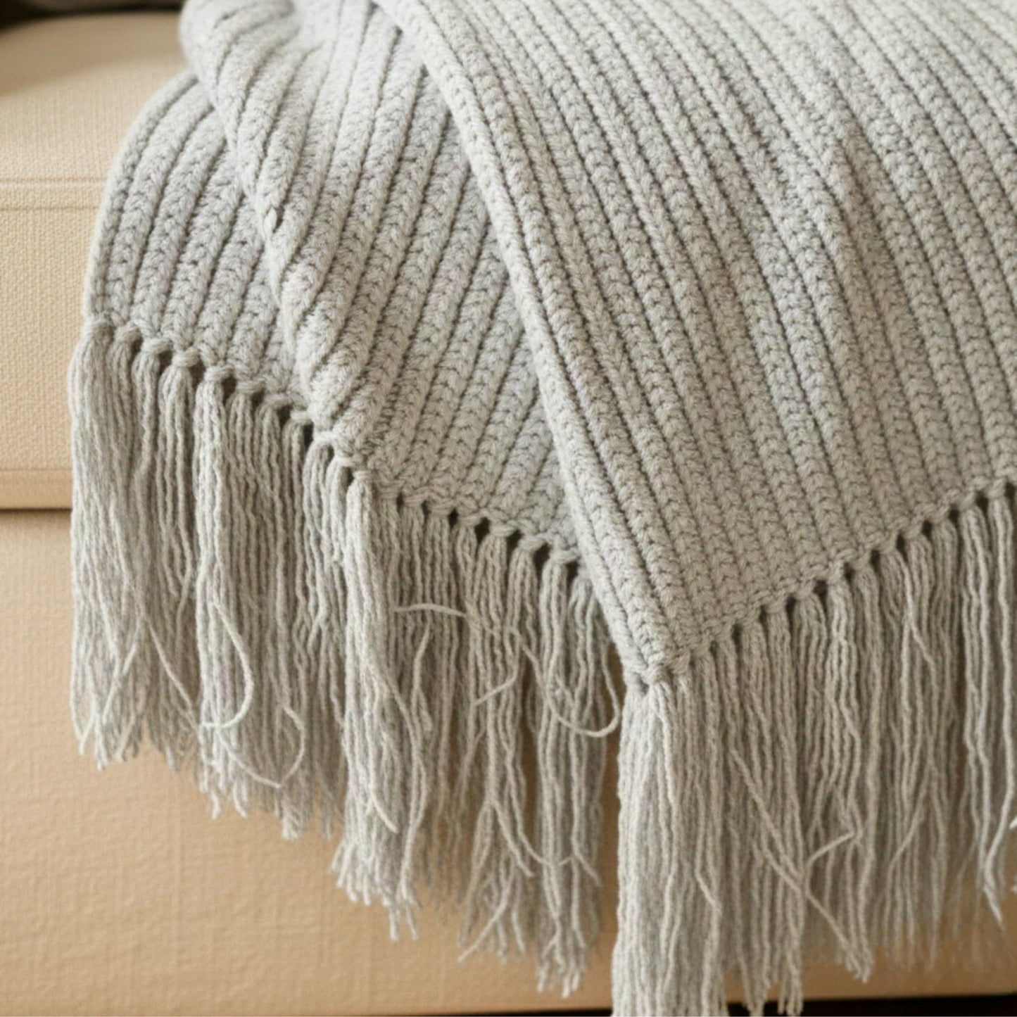 El Örgüsü Açık Gri Koltuk Şalı