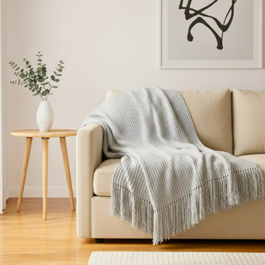 El Örgüsü Açık Gri Koltuk Şalı