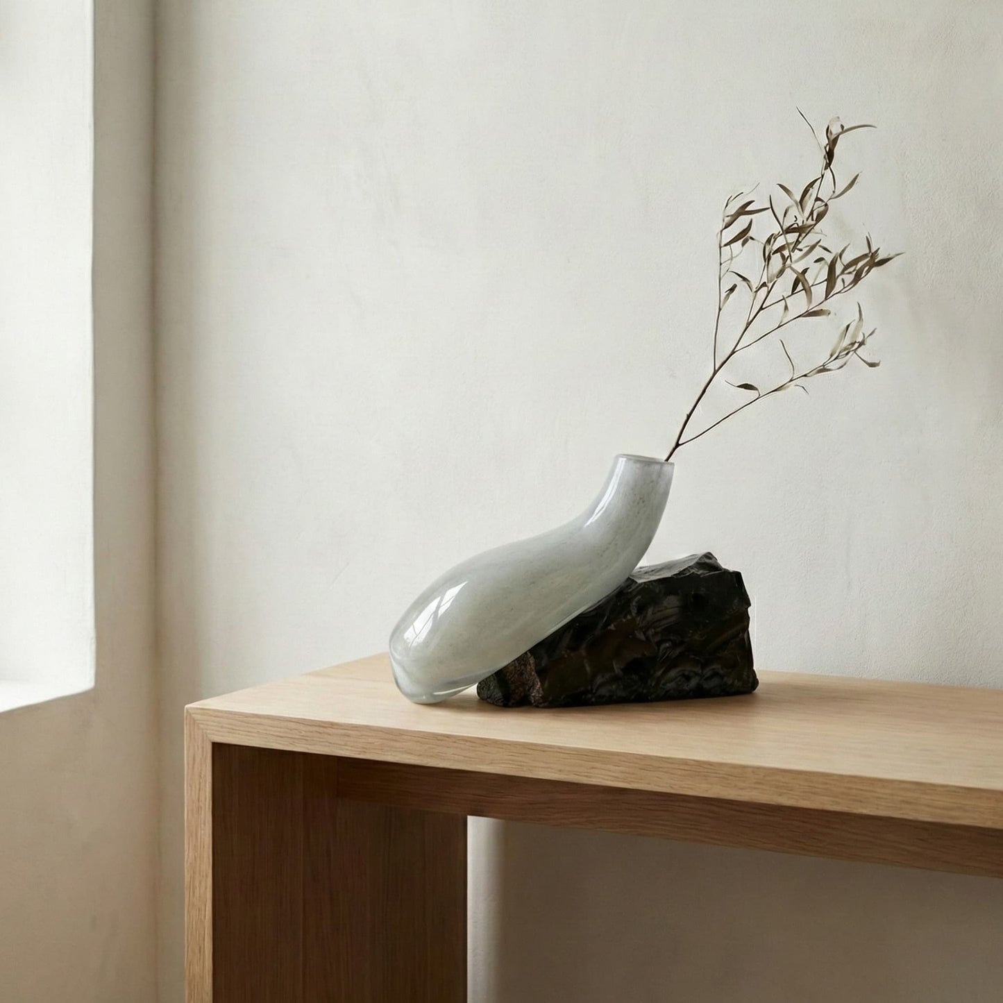 Obsidyen Beyaz Cam Vazo No:2