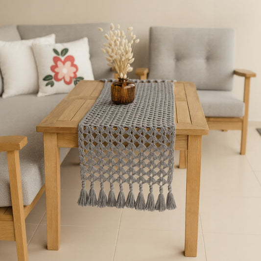 Gri El Yapımı Masa Örtüsü